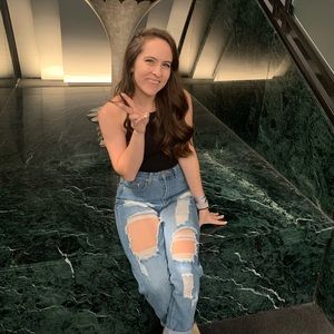 Meet your Posher, Emily